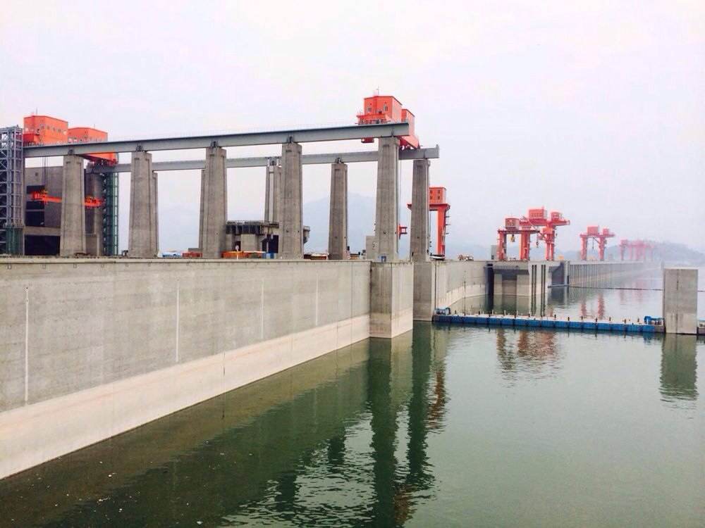 光纤温控器应用桥梁解决方案-大坝光纤温控测温系统