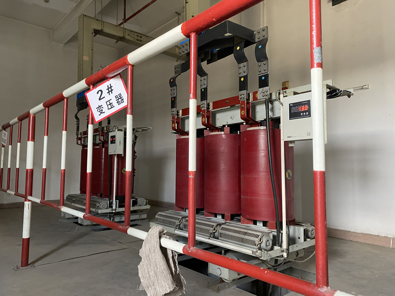 广州白云机场英诺科技干式变压器温控器